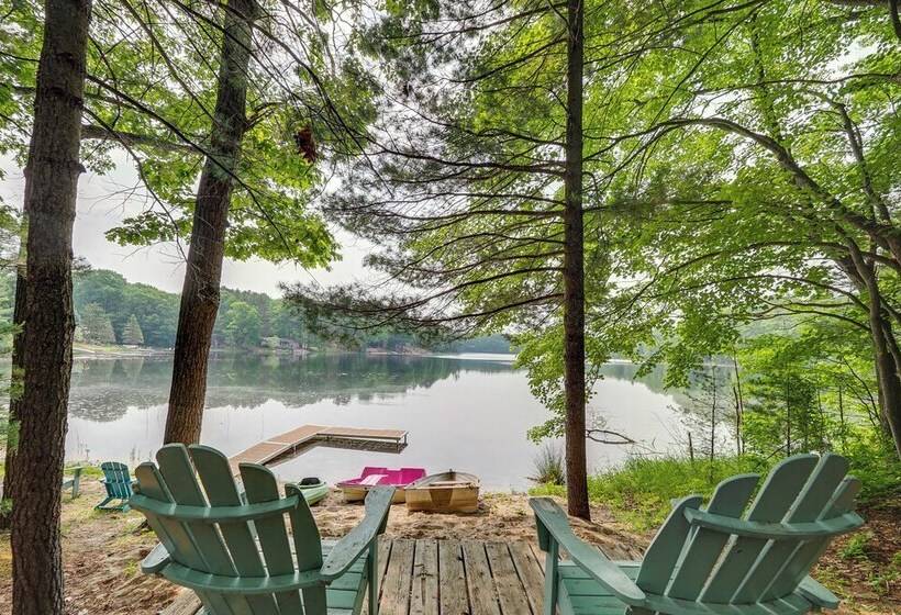 Traverse City Retreat W/ Deck & Lake Access