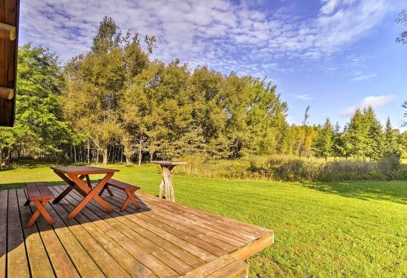 Valders Log Home Near Eea Air Show & Sheboygan!