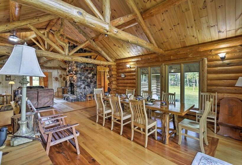 Valders Log Home Near Eea Air Show & Sheboygan!