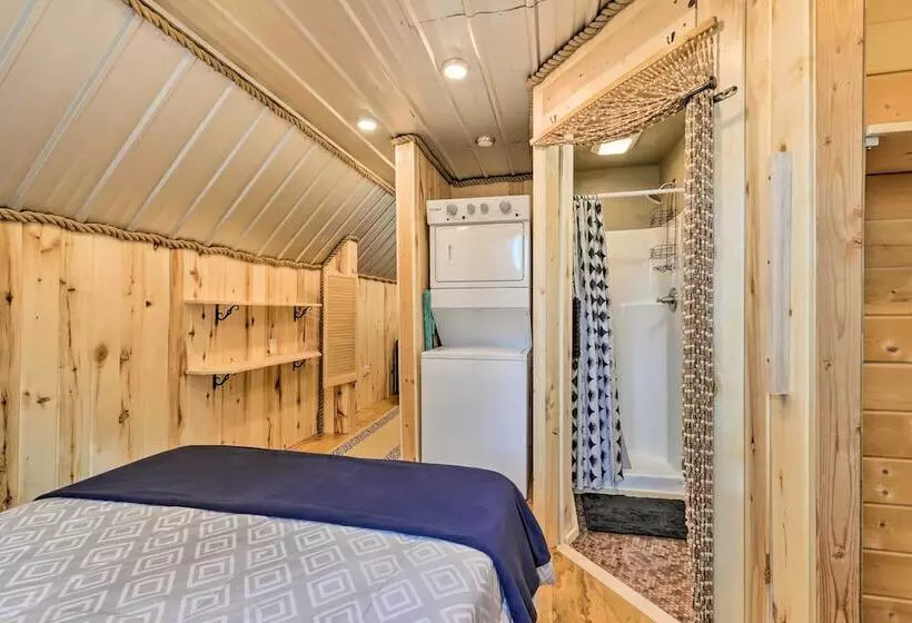 A Frame Mtn Cabin ~ 35 Mi To Yellowstone Np!