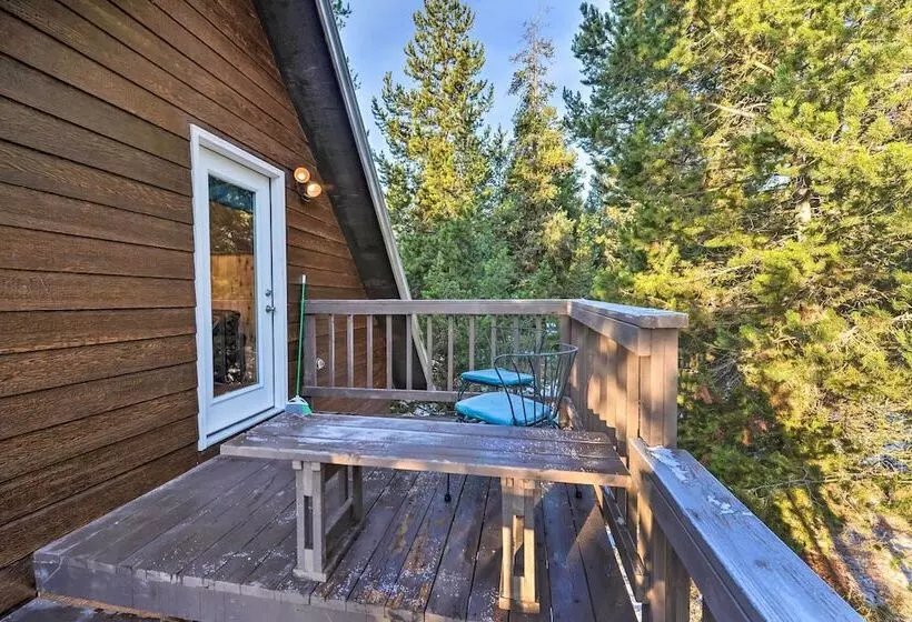 A Frame Mtn Cabin ~ 35 Mi To Yellowstone Np!