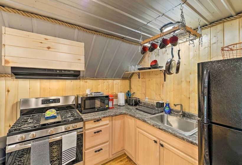 A Frame Mtn Cabin ~ 35 Mi To Yellowstone Np!