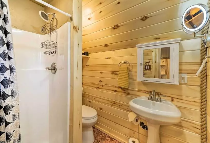 A Frame Mtn Cabin ~ 35 Mi To Yellowstone Np!