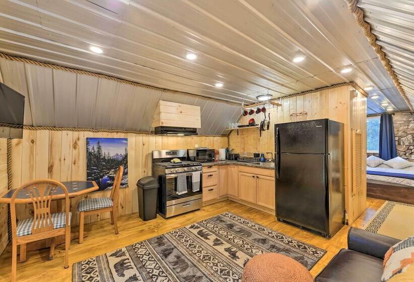 A Frame Mtn Cabin ~ 35 Mi To Yellowstone Np!