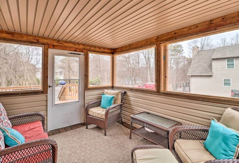 Albrightsville Cabin W/ Fire Pit: Swim, Hike & Ski