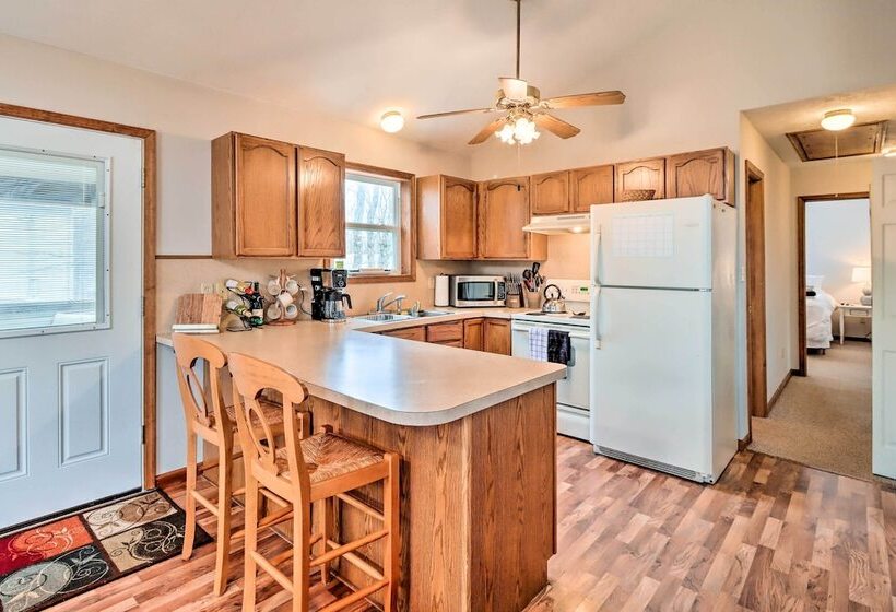 Albrightsville Cabin W/ Fire Pit: Swim, Hike & Ski