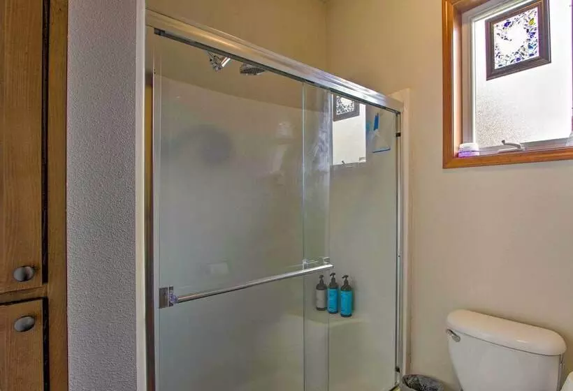 Bayside Home   6 Miles To Olympic National Forest!