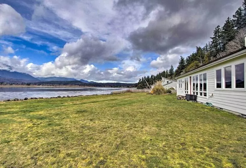 Bayside Home   6 Miles To Olympic National Forest!