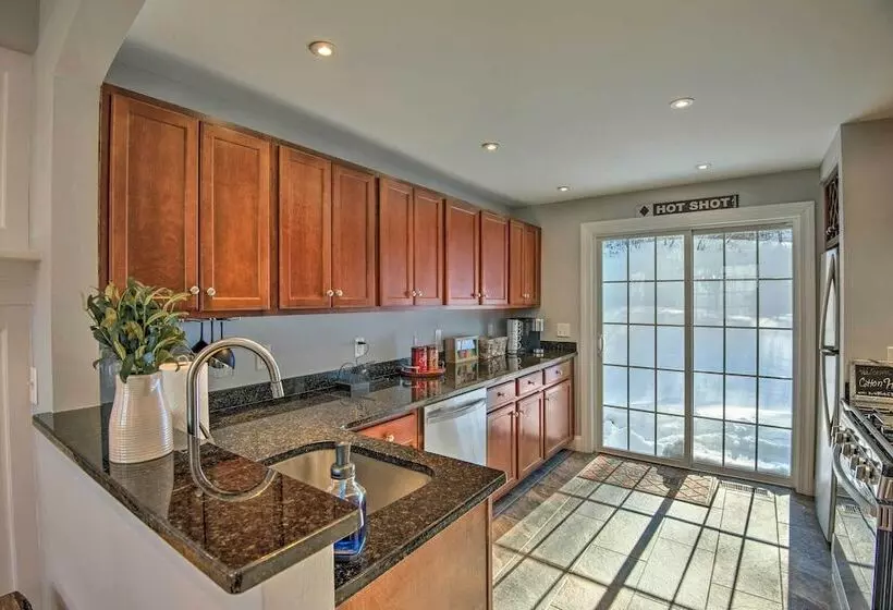 Belmont Home W/ Mtn View, 9 Mi To Gunstock Resort