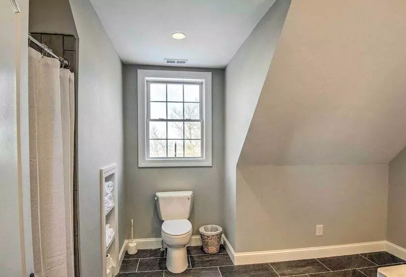 Belmont Home W/ Mtn View, 9 Mi To Gunstock Resort