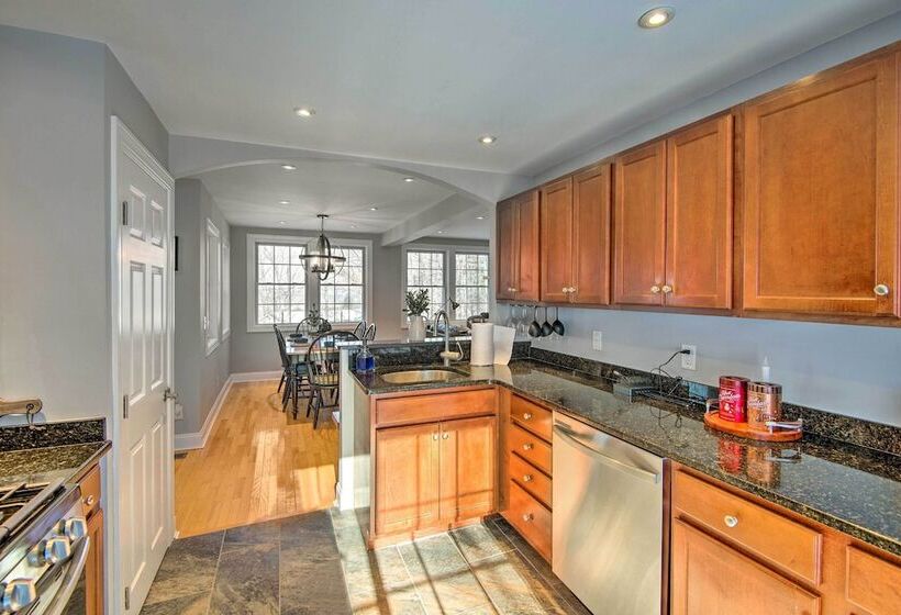 Belmont Home W/ Mtn View, 9 Mi To Gunstock Resort