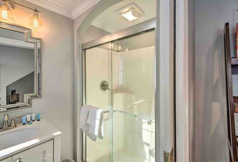 Belmont Home W/ Mtn View, 9 Mi To Gunstock Resort