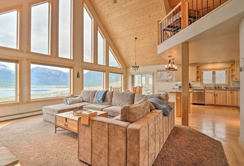 Breathtaking Lake View Retreat W/ On Site Hiking!