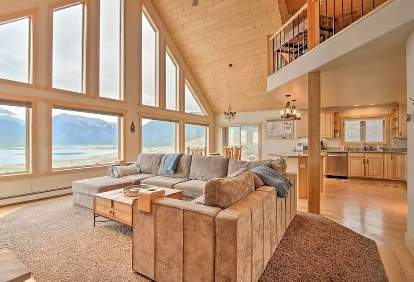 Breathtaking Lake View Retreat W/ On Site Hiking!