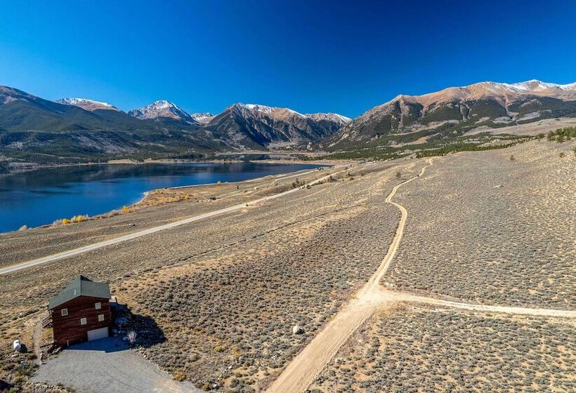 Breathtaking Lake View Retreat W/ On Site Hiking!