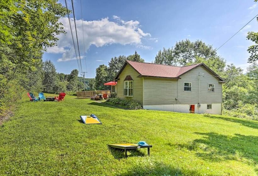 Bright Tucked Away Cabin W/ Furnished Deck + Grill