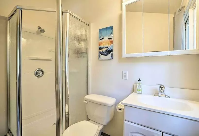 Cabin W/ Hot Tub & Views: 1 Mile To Alyeska Resort