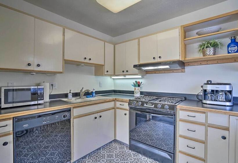 Cabin W/ Hot Tub & Views: 1 Mile To Alyeska Resort