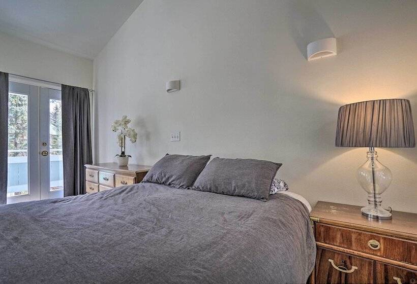 Cabin W/ Hot Tub & Views: 1 Mile To Alyeska Resort