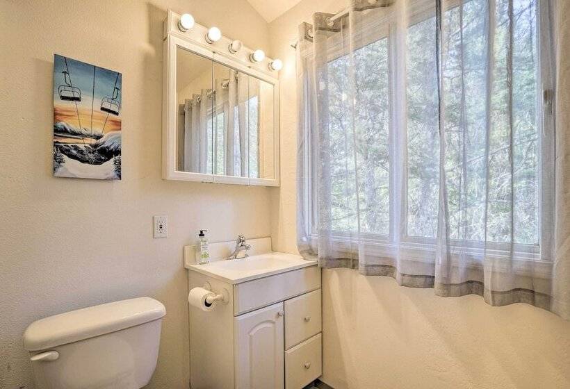 Cabin W/ Hot Tub & Views: 1 Mile To Alyeska Resort