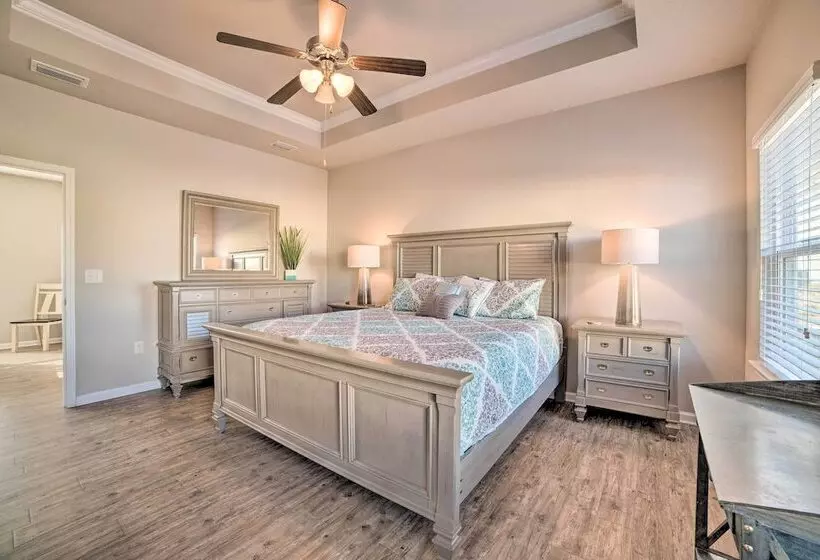 Classy Port St. Joe Escape   Walk To Shore!