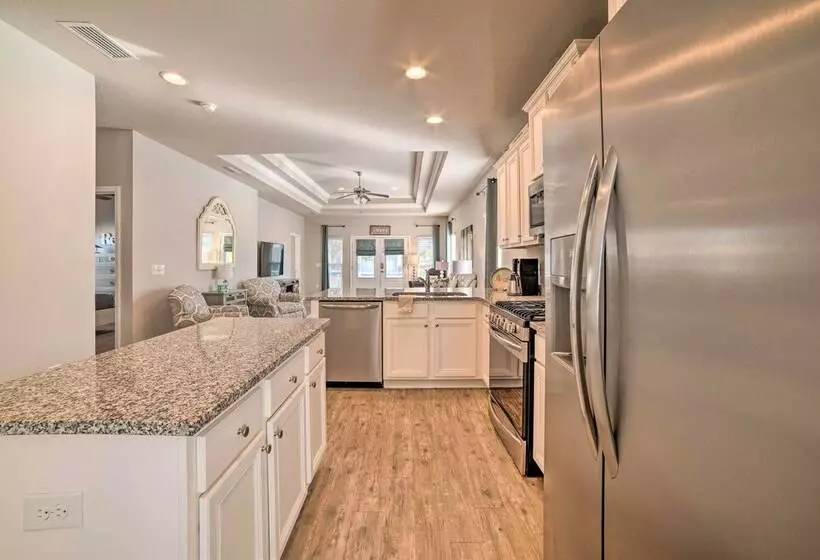 Classy Port St. Joe Escape   Walk To Shore!