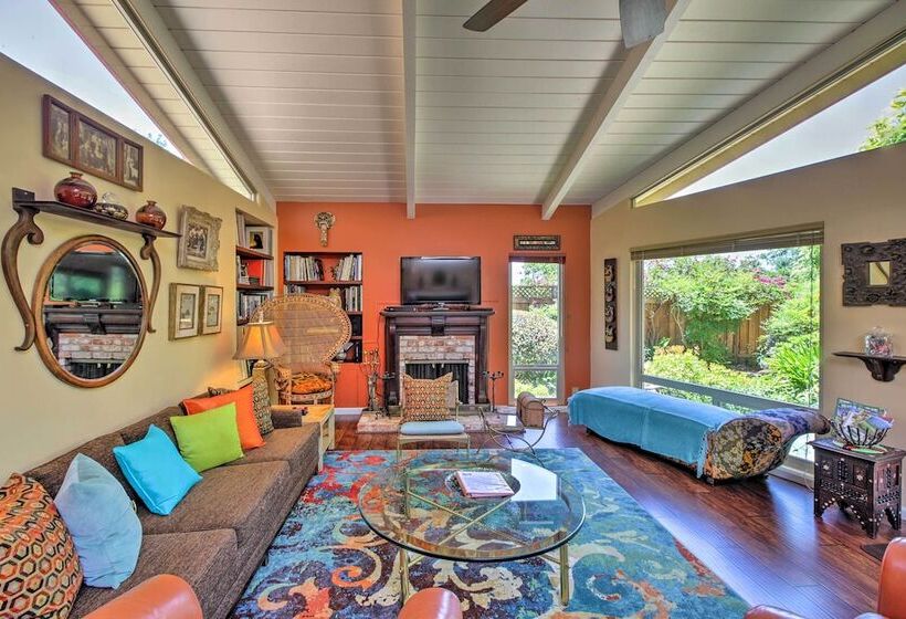 Converted Barn In Sebastopol W/ Private Patio!