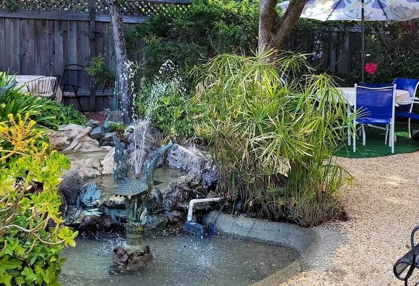 Converted Barn In Sebastopol W/ Private Patio!