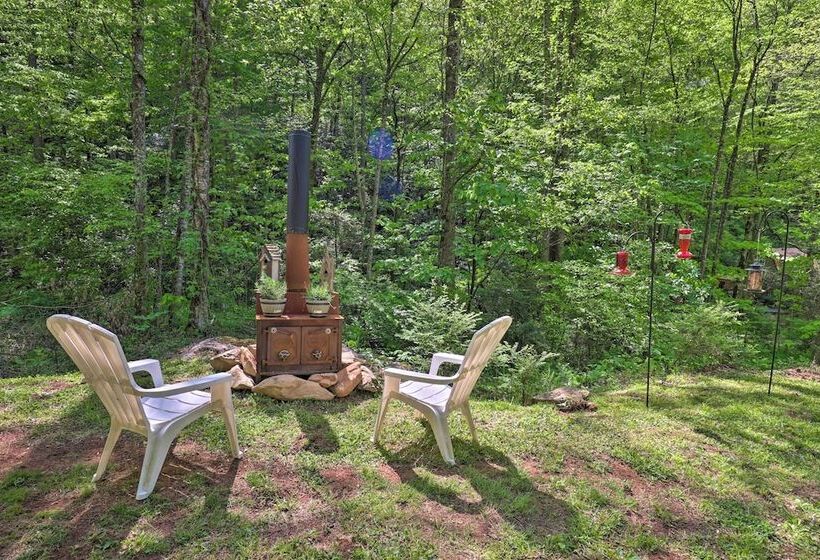 Cozy Whittier Home W/ Fire Pits < 15 Mi To Hiking!