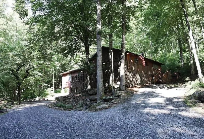 Cozy Whittier Home W/ Fire Pits < 15 Mi To Hiking!