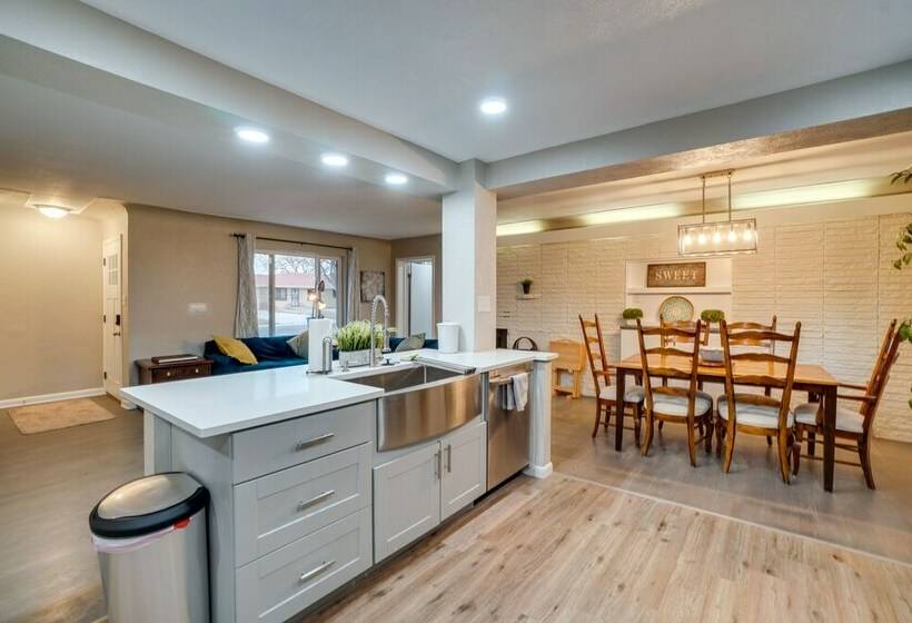 Dog Friendly Wheat Ridge Home ~ 7 Mi To Denver!