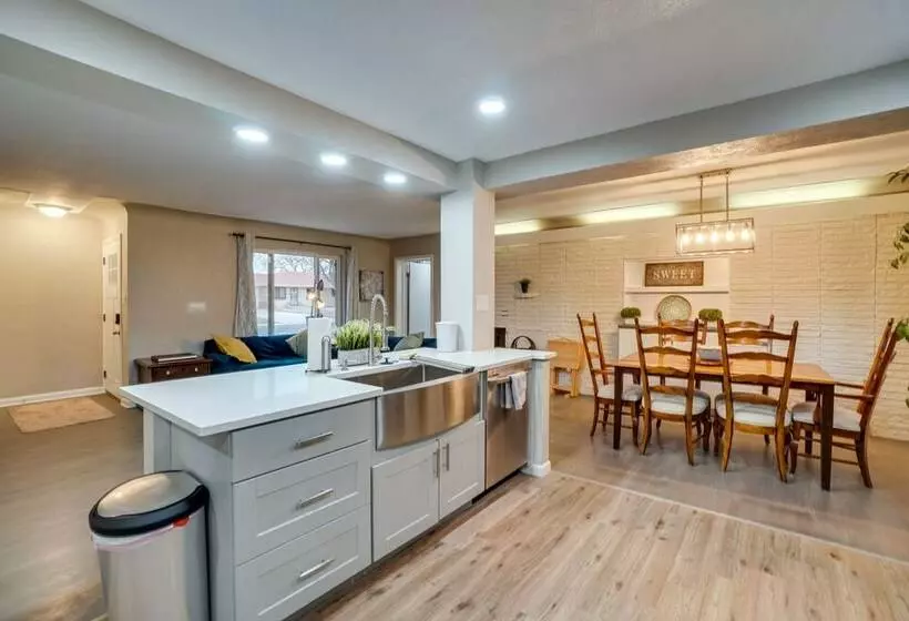 Dog Friendly Wheat Ridge Home ~ 7 Mi To Denver!