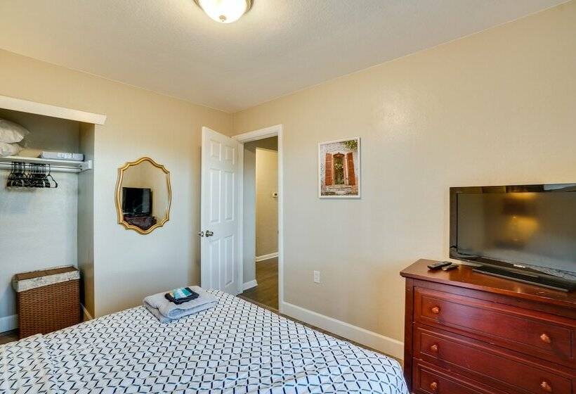 Dog Friendly Wheat Ridge Home ~ 7 Mi To Denver!