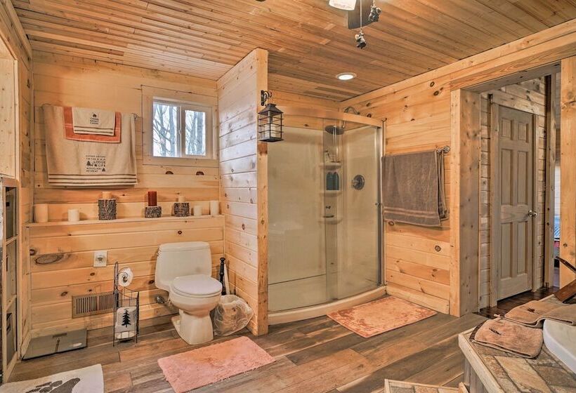 Douglas Lake Cabin W/ Mountain View Deck & Grill