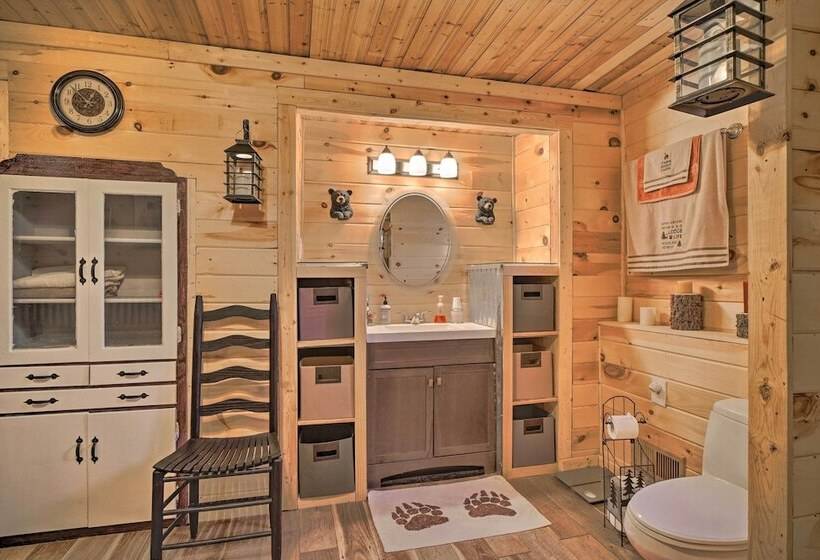 Douglas Lake Cabin W/ Mountain View Deck & Grill