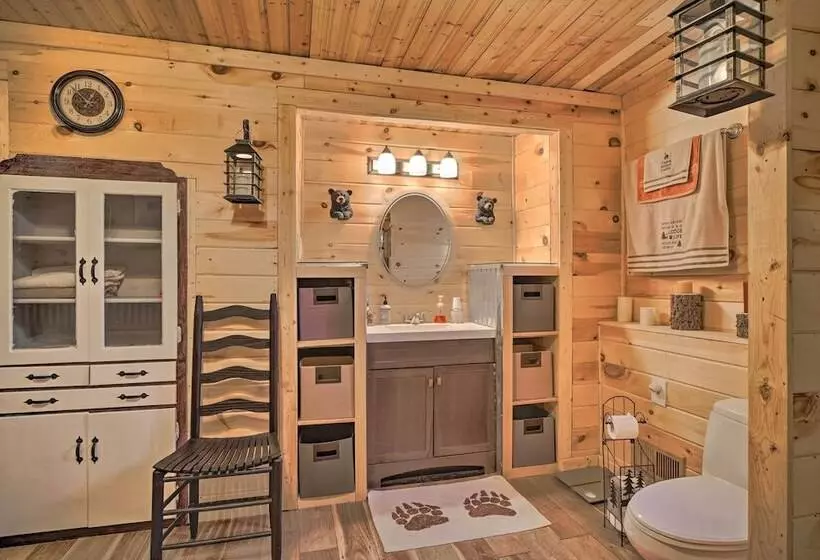 Douglas Lake Cabin W/ Mountain View Deck & Grill