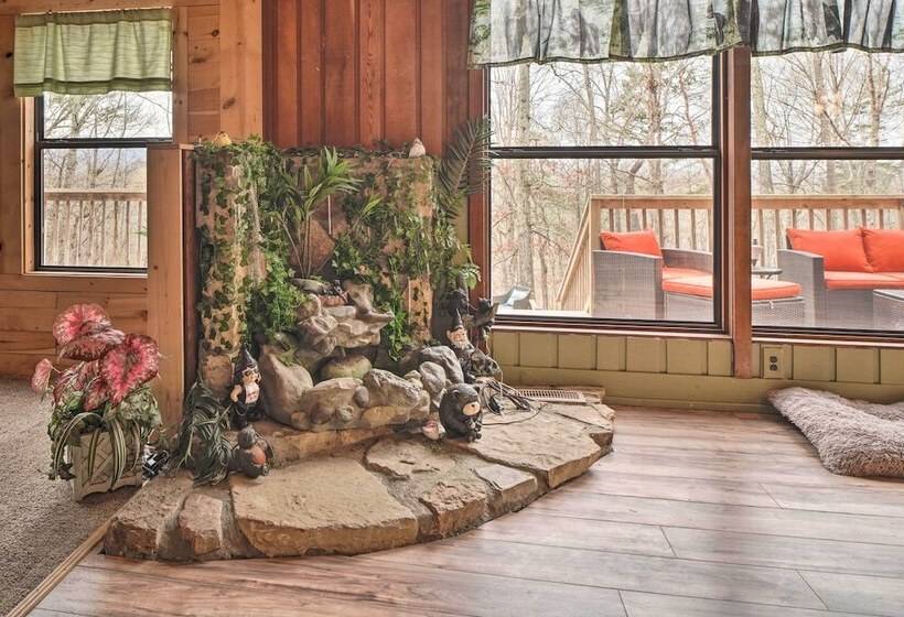 Douglas Lake Cabin W/ Mountain View Deck & Grill