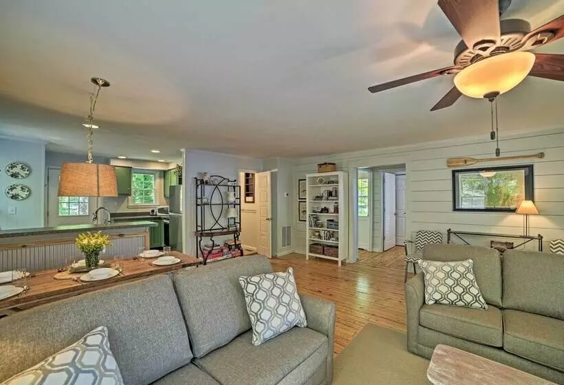 Harrison Lakefront Cottage W/ Private Dock!