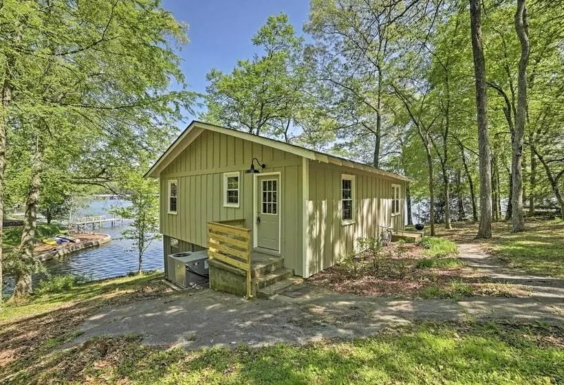 Harrison Lakefront Cottage W/ Private Dock!