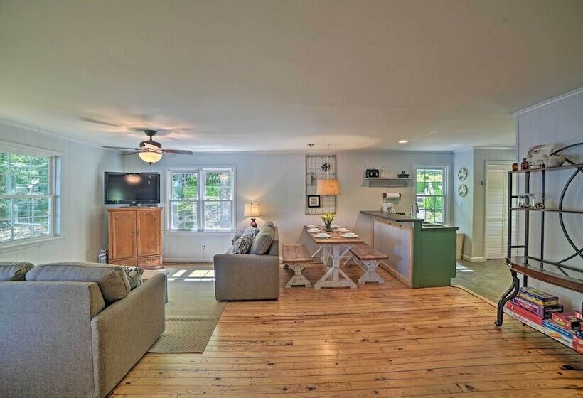 Harrison Lakefront Cottage W/ Private Dock!