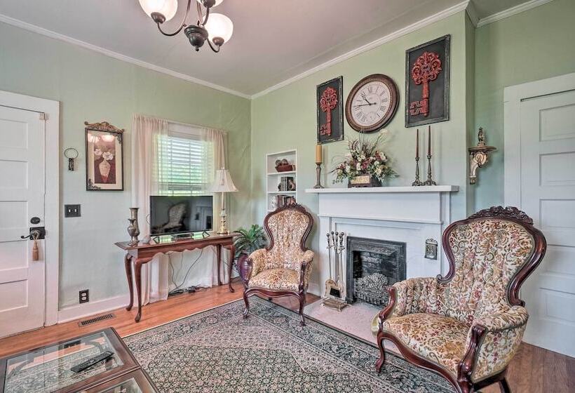 Historic Sparta Home Near Waterfalls & Hikes!