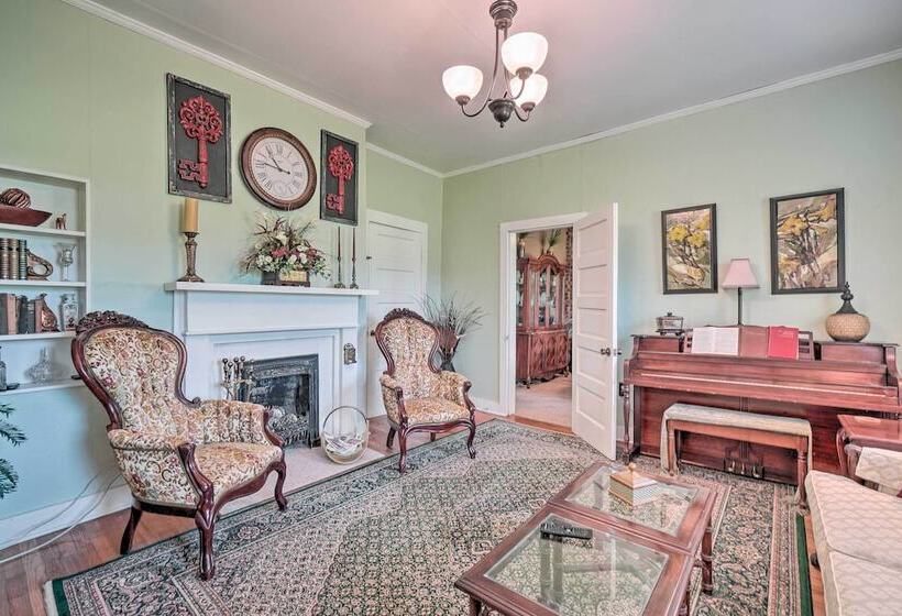 Historic Sparta Home Near Waterfalls & Hikes!