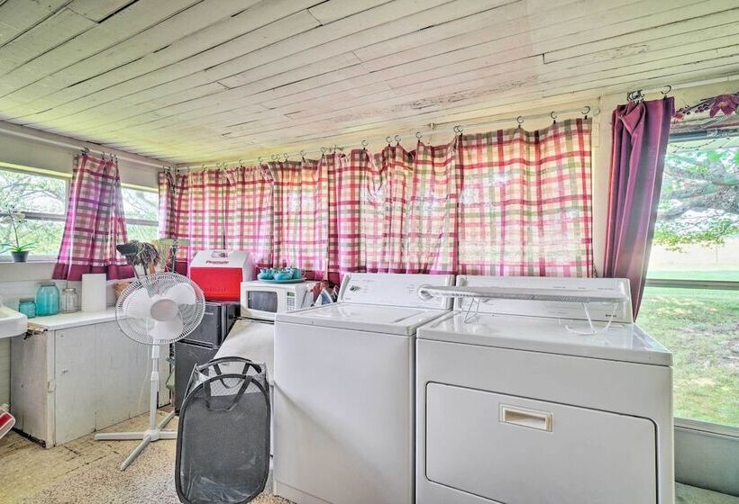 Historic Sparta Home Near Waterfalls & Hikes!