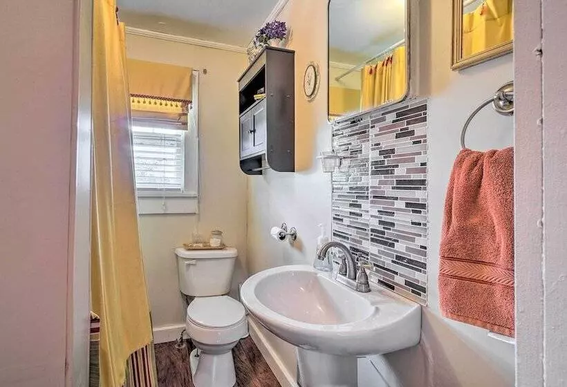 Historic Sparta Home Near Waterfalls & Hikes!