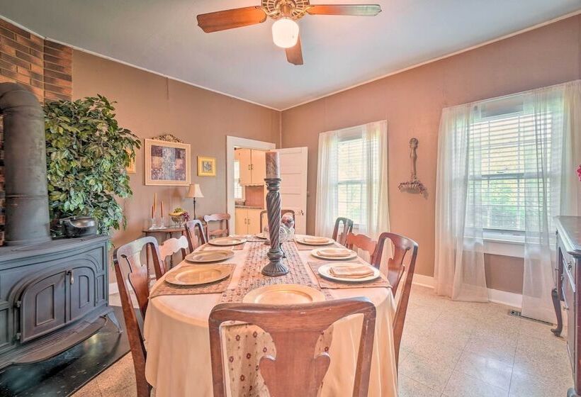 Historic Sparta Home Near Waterfalls & Hikes!
