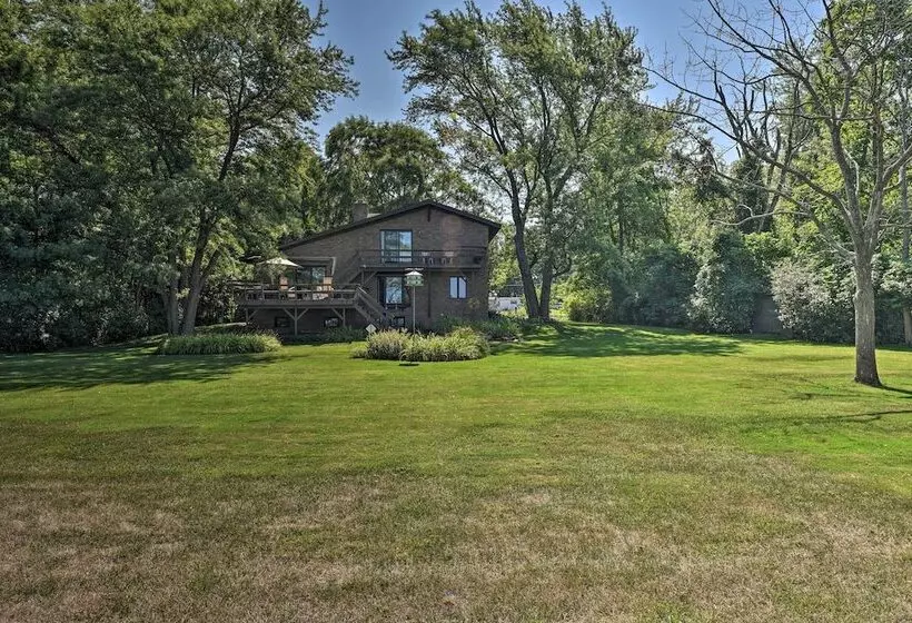 Brocton Escape: Skiing, Snowtubing, Hiking!