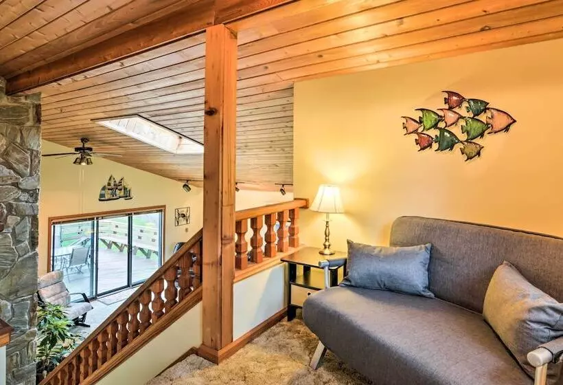 Brocton Escape: Skiing, Snowtubing, Hiking!