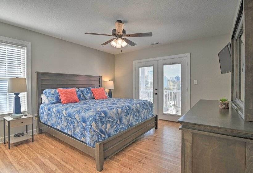 Large Home W/ Hot Tub & Pool: 500 Ft To The Beach