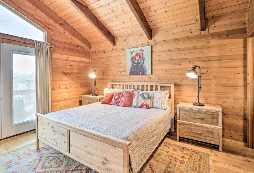 Luxe Pagosa Springs Cabin W/ Sauna & Hot Tub!