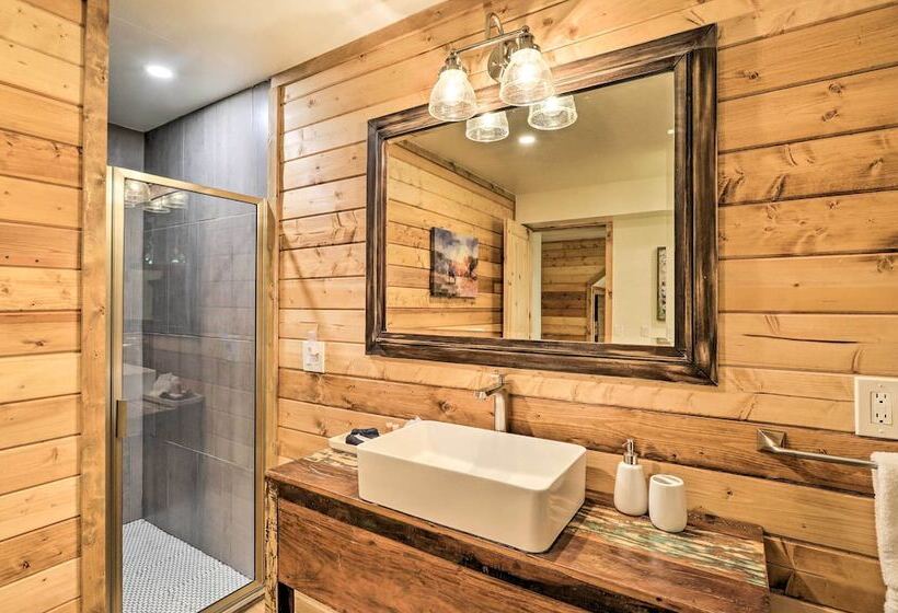 Luxe Pagosa Springs Cabin W/ Sauna & Hot Tub!